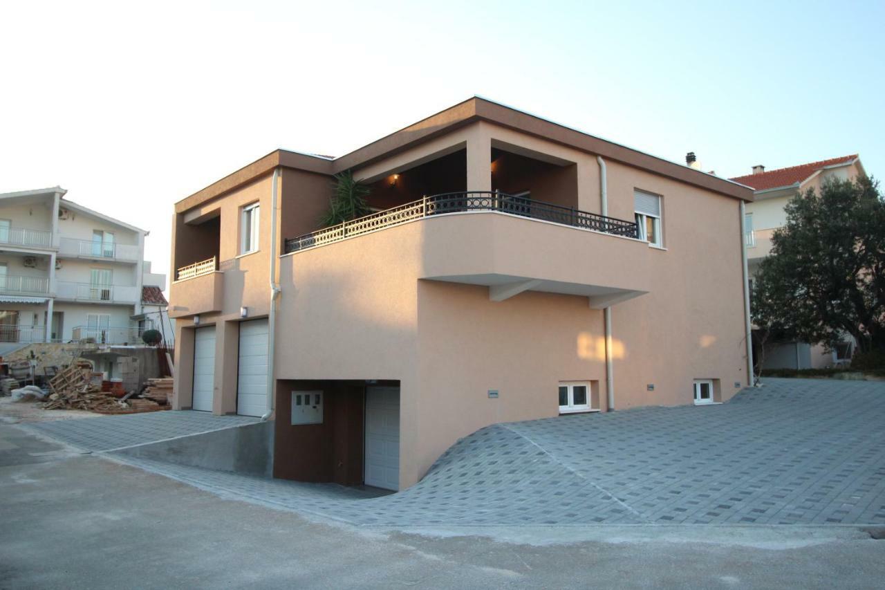 Lux Haus Villa Trogir Bagian luar foto