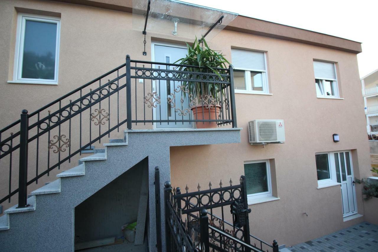 Lux Haus Villa Trogir Bagian luar foto